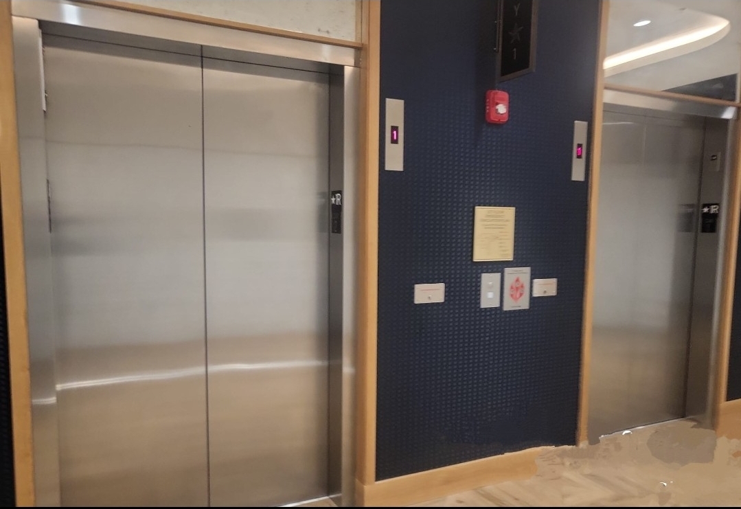 Common area & elevator cleaning